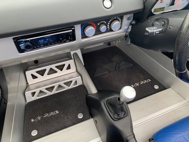 2005 Vauxhall VX220 2.0 i Turbo 16v Targa 2dr CONVERTIBLE Petrol Manual