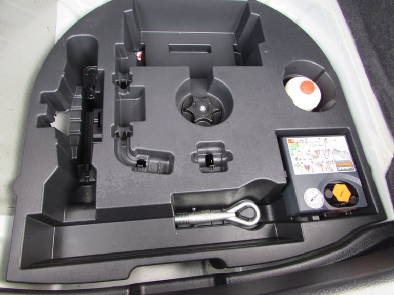 2016 Nissan Pulsar 1.5 dCi N-Tec 5dr HATCHBACK Diesel Manual