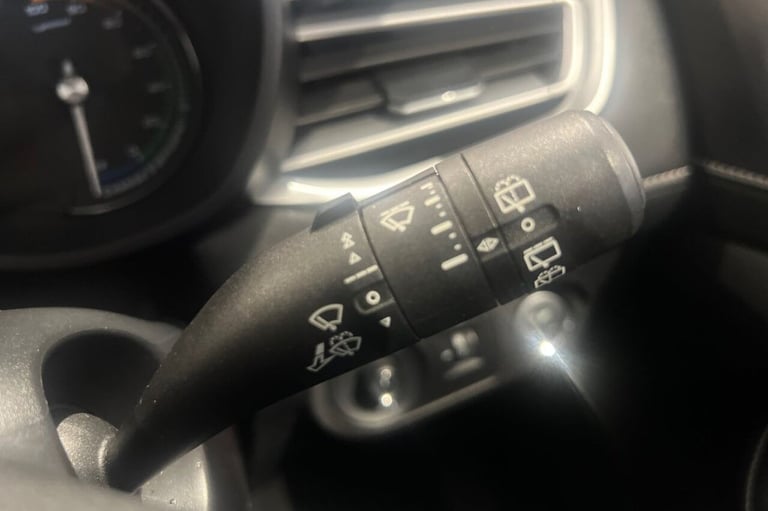 2021 71 MG MG 5 61.1KWH EXCLUSIVE LONG RANGE ESTATE 5DR ELECTRIC AUTO (156 PS) A