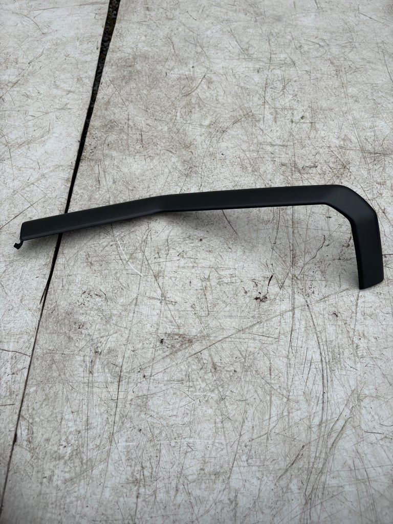 VOLKSWAGEN POLO MK6 CENTRE CONSOLE TRIM COVER RIGHT DRIVER SIDE 2G2863052