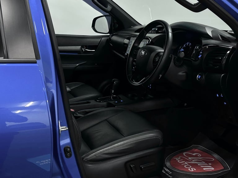 2021 (71) Toyota Hilux Invincible X Pickup Double Cab 2.8 D-4D Auto ( 204 bhp )