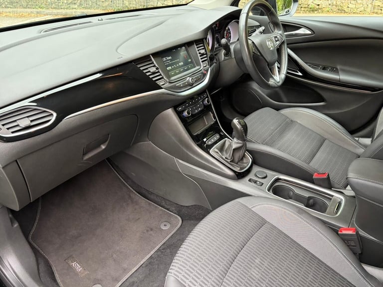 2021 Vauxhall Astra 1.2 Turbo 145 Griffin Edition 5dr HATCHBACK PETROL Manual
