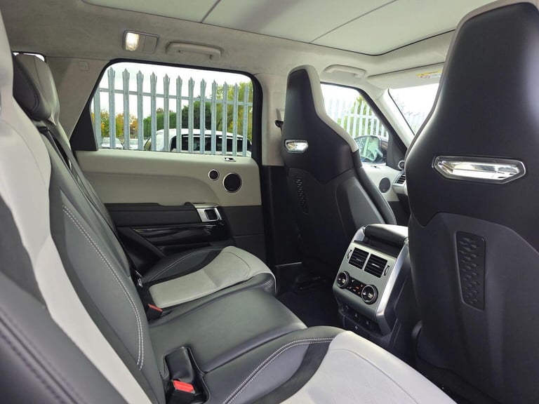 LAND ROVER RANGE ROVER SPORT 5.0 P575 V8 SVR Auto 4WD Euro 6 (s/s) 5dr 2018