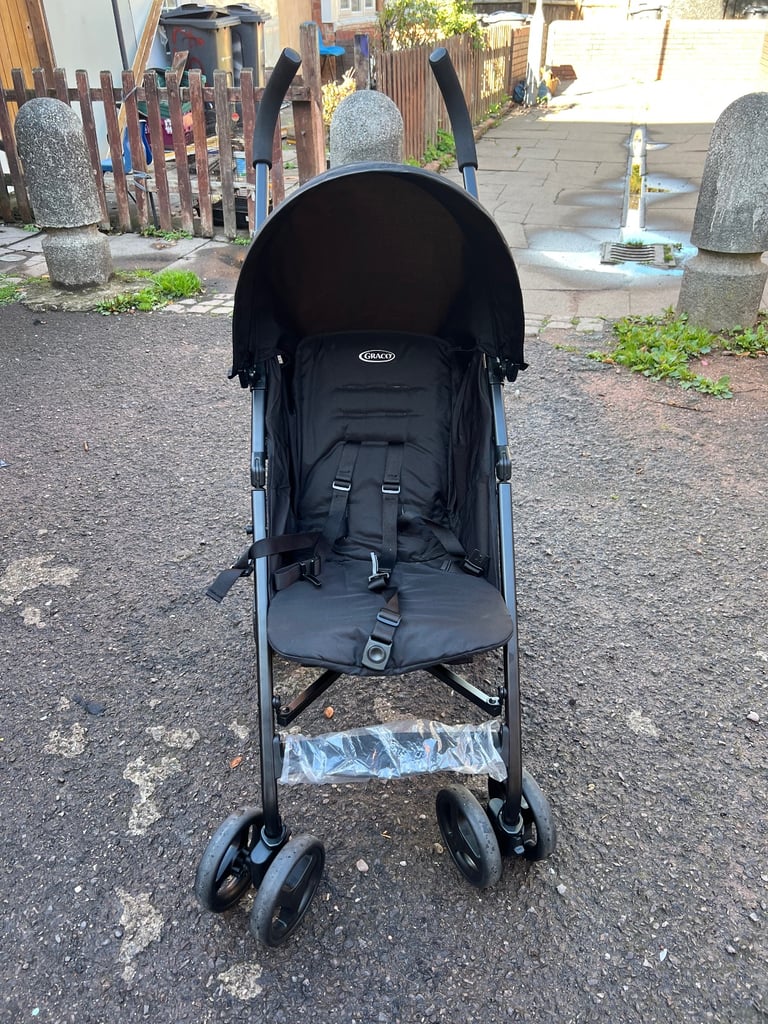  Graco stroller in black
