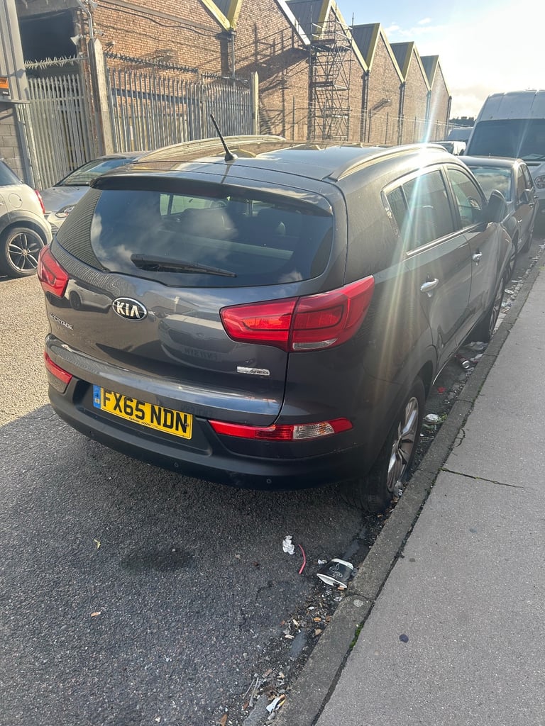 Kia sportage 1.6 diesel 65 reg needs engine £1495