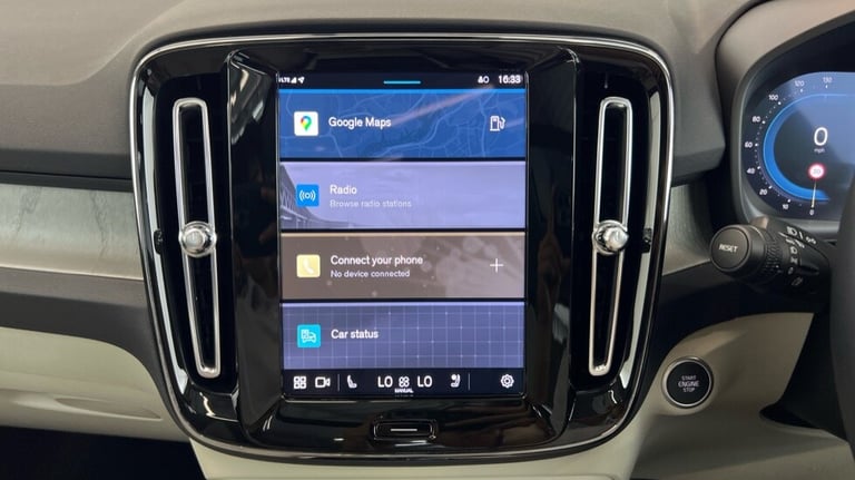 2024 Volvo XC40 Ultra, B3 Mild hybrid, Petrol, Bright (Blond Leather, Panoramic Sunroof) Estate P...