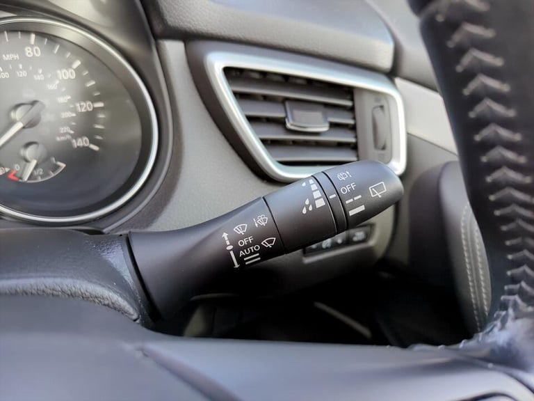 2019 Nissan Qashqai 1.3 DIG-T Tekna DCT Auto Euro 6 (s/s) 5dr HATCHBACK Petrol Automatic