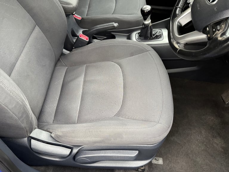 2013 Kia Rio 1.25 2 5dr HATCHBACK Petrol Manual