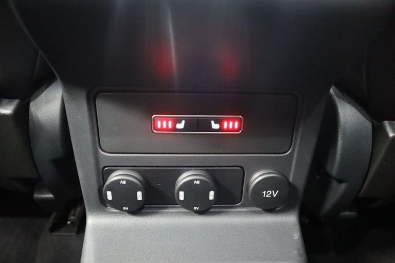 2019 68 JAGUAR F-PACE 3.0 D300 V6 S SUV 5DR DIESEL AUTO AWD EURO 6 (S/S) (300 PS