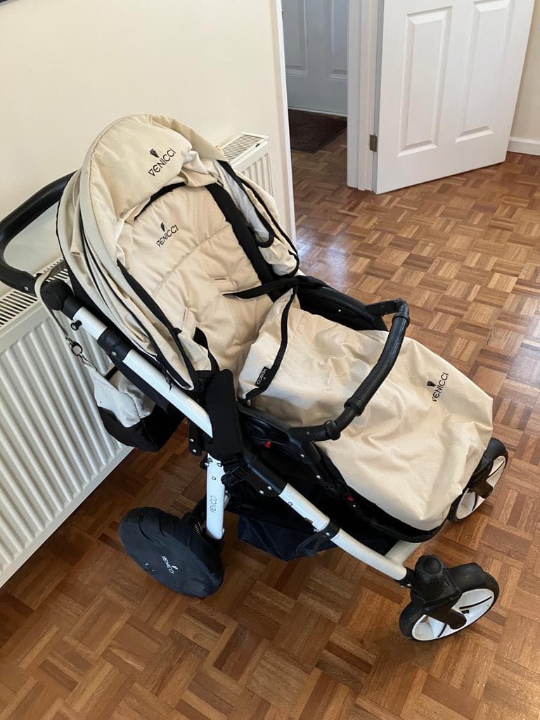 Venicci 3-in-1 travel system pram pushchair car seat (offers accepted)