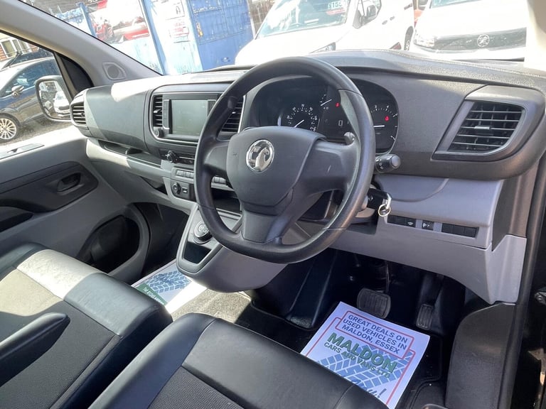 2021 Vauxhall Vivaro 2.0 Turbo D 3100 Dynamic Auto L2 H1 Euro 6 (s/s) 6dr PANEL VAN Diesel Automatic