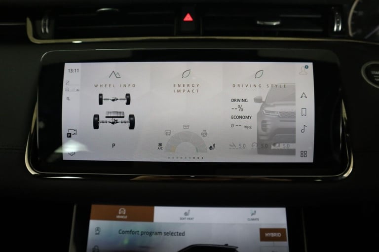 2022 Land Rover Range Rover Evoque 1.5 P300e 12.2kWh R-Dynamic SE Auto 4WD Euro 6 (s/s) 5dr Autom...