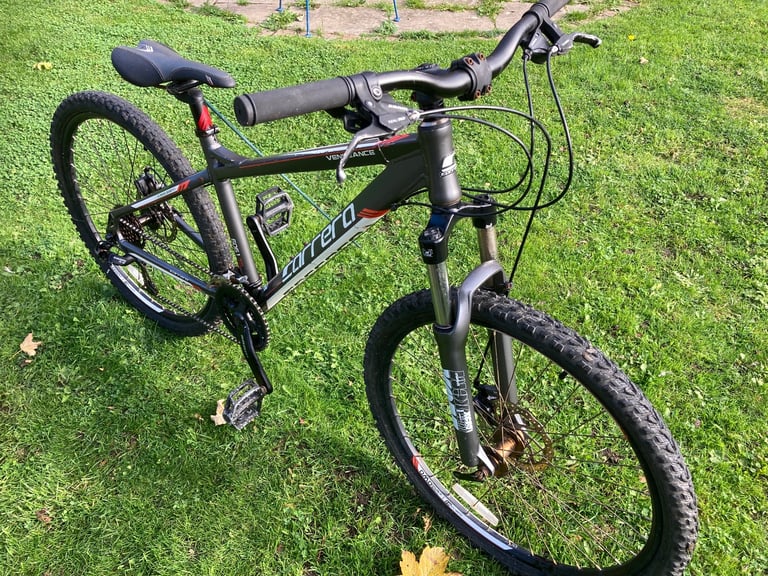 Carrera vengeance teens mountain bike 