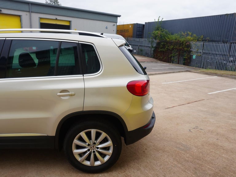 2014 Volkswagen Tiguan 2.0 TDI BlueMotion Tech Match DSG 4WD Euro 5 (s/s) 5dr SUV Diesel Automatic