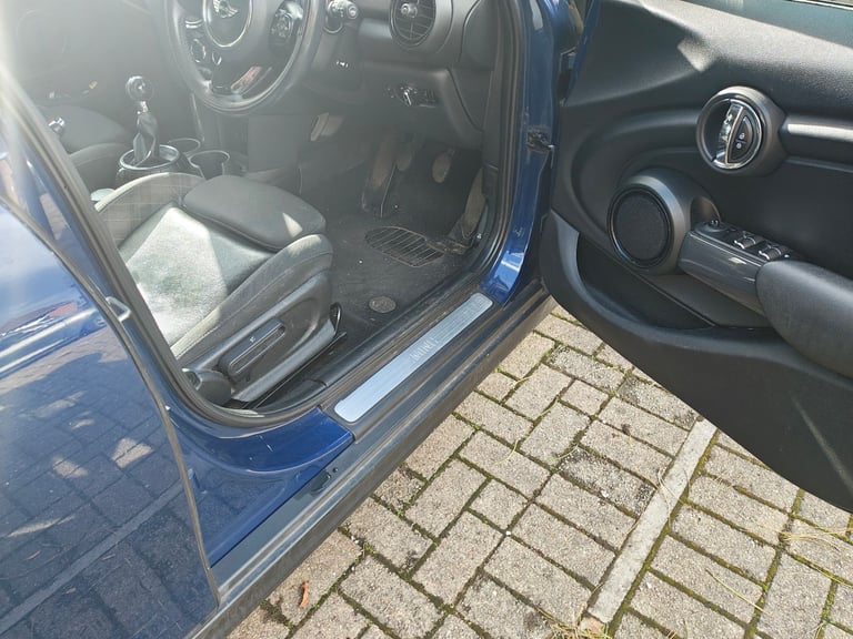 Mini, HATCHBACK, Hatchback, 2015, Manual, 1496 (cc), 5 doors