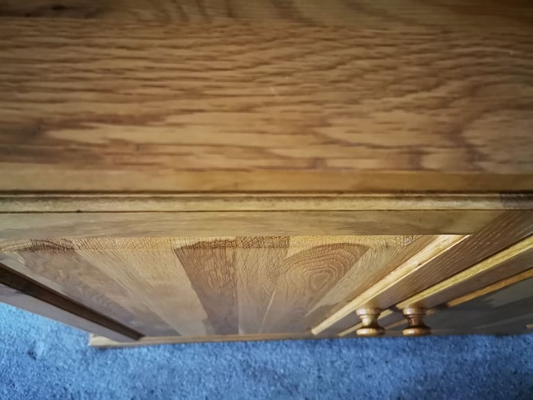 Solid oak cabinet cupboard storage unit 