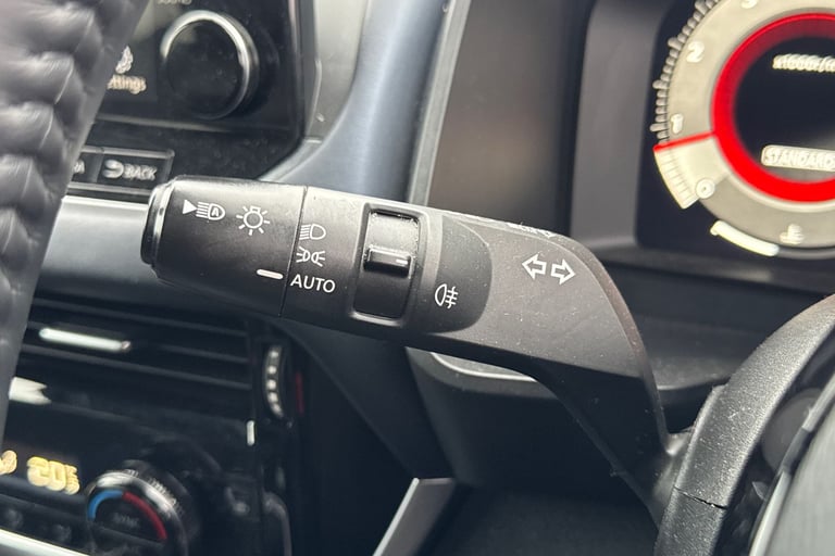 2021 Nissan Qashqai 1.3 DiG-T MH Tekna 5dr Hatchback Petrol Manual