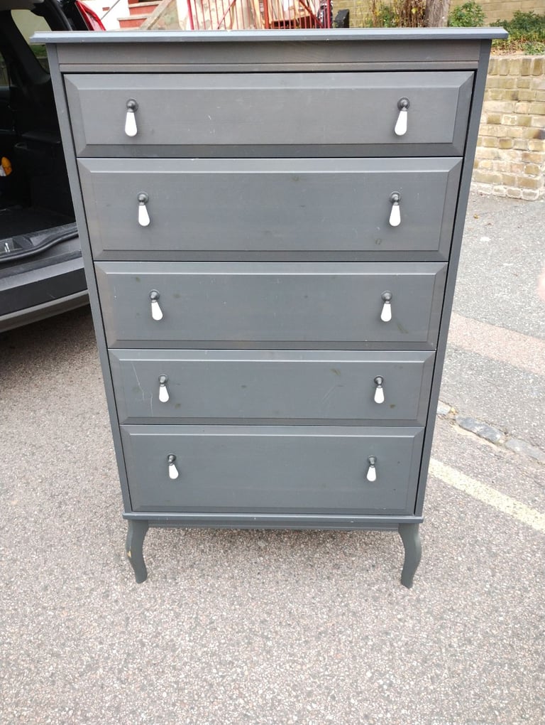 image for Chest of drawers 