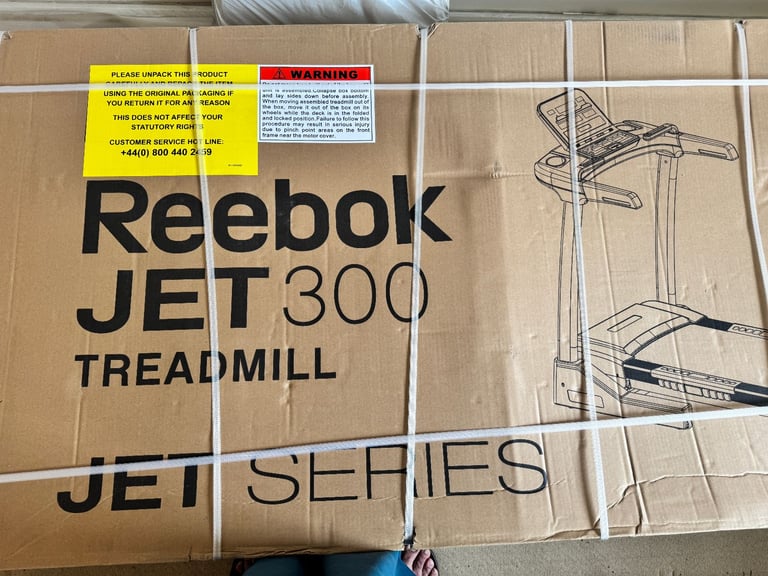 Reebok jet 300 series treadmill