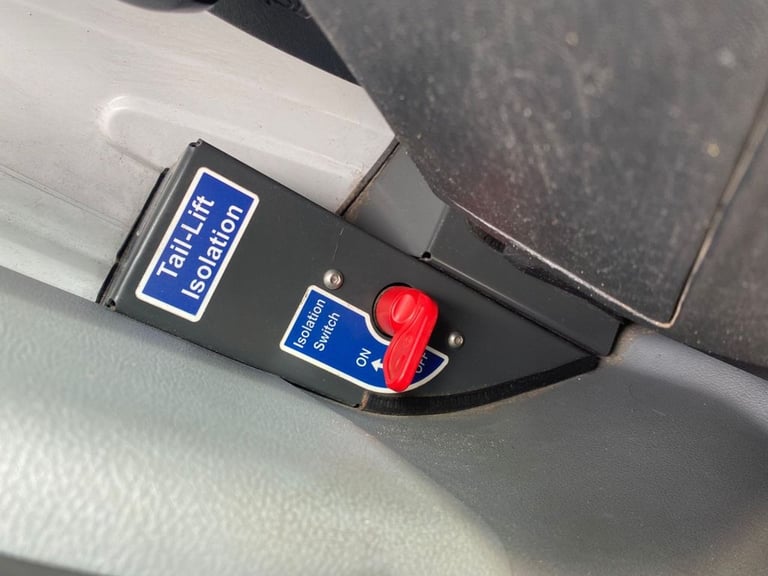 2019 19 FORD TRANSIT 2.0 TDCI T350 ECOBLUE L4 LUTON BOX BODY TWIN WHEEL RWD 130B