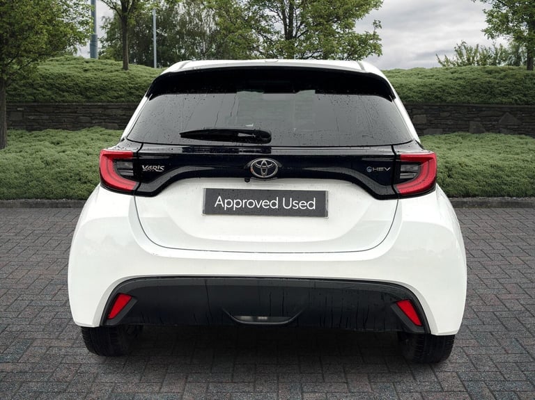2024 Toyota Yaris 1.5 Hybrid Design 5dr CVT Hatchback Hybrid Automatic