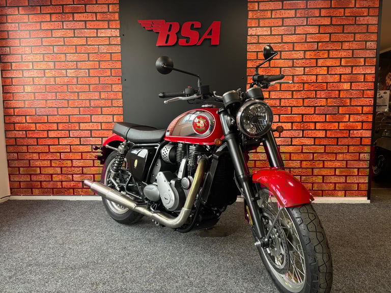 BSA Gold Star 650cc Classic Motorcycle Insignia Red - All Colours Available