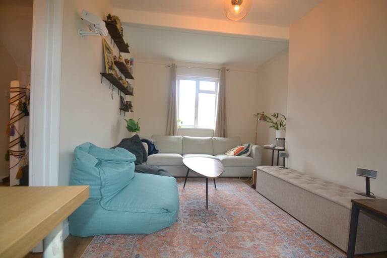 3 bedroom house in Allendale Avenue, Southall