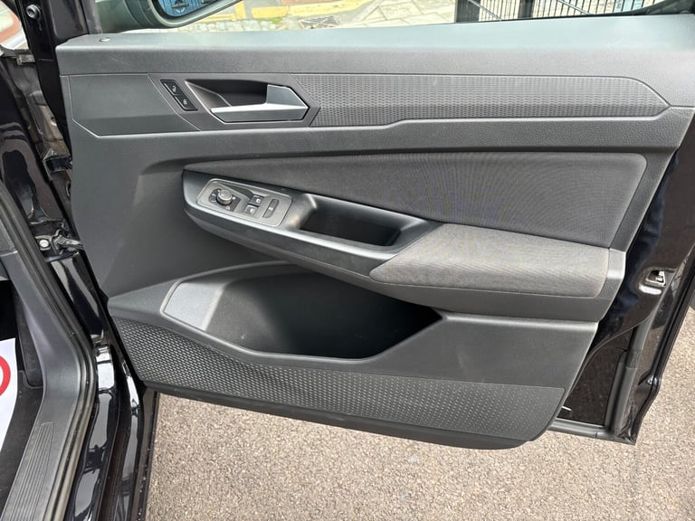 2022 Ford Tourneo Connect 2.0 EcoBlue Titanium 5dr [7 seat] MPV Diesel Manual