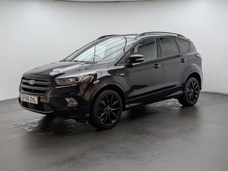 2018 Ford Kuga 1.5T EcoBoost ST-Line X SUV 5dr Petrol Auto AWD Euro 6 (s/s) (176 ps) - PAN HATCHB...