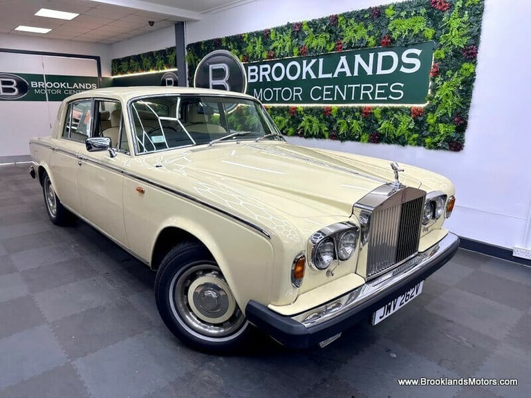 Rolls-Royce Silver Shadow Silver Shadow 6.8 II 4dr [RARE EXAMPLE]