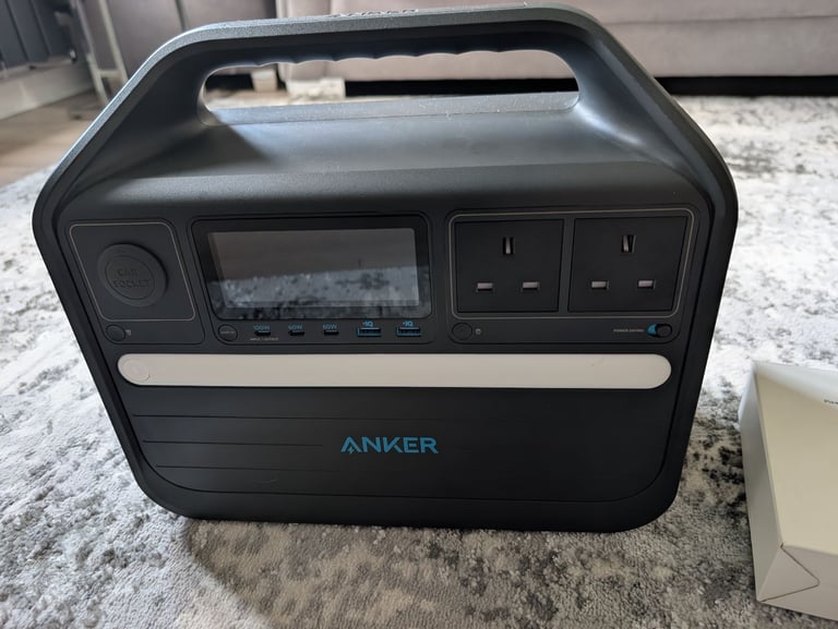 Anker 555 Portable Power Station 