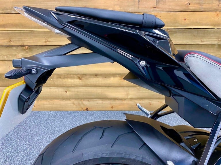 SUPERB 2016 BMW S1000R SPORT, ONLY 7173 MILES AND ONE OWNER, GREAT SPEC!