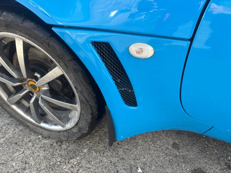 2002 Lotus Elise Elise 2dr CONVERTIBLE Petrol Manual
