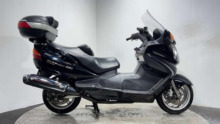 Suzuki Burgman 650 AN 2004 18K NON RUNNING MAXI SCOOTER PROJECT SCOOTER 650CC TW