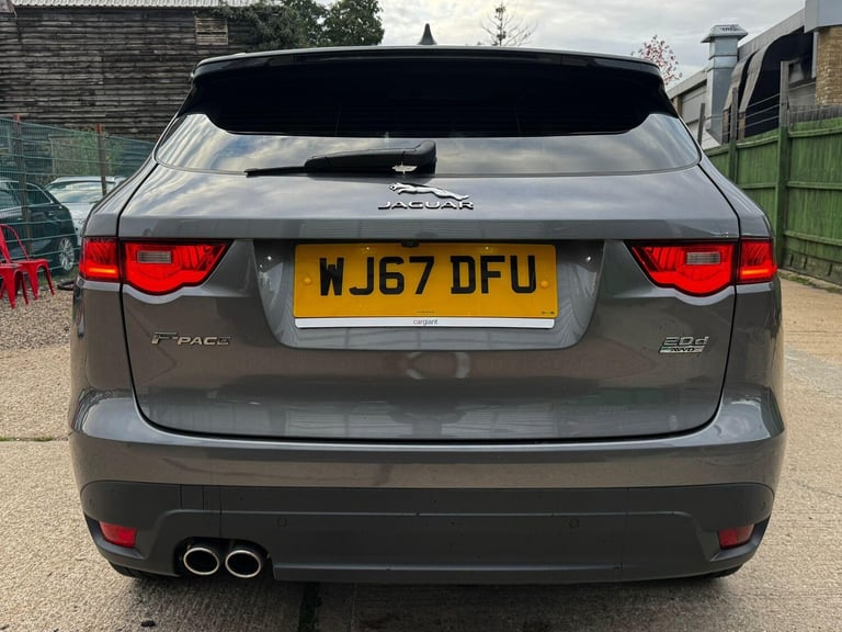 2017 Jaguar F-Pace 2.0d Portfolio 5dr Auto AWD ESTATE DIESEL Automatic