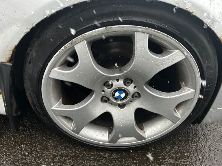 staggerd  19s for bmw  borbet  tiger claws  on e39 or e46  set up 