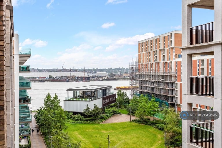 image for 2 bedroom flat in Schooner Road, London, E16 (2 bed) (#2642695)