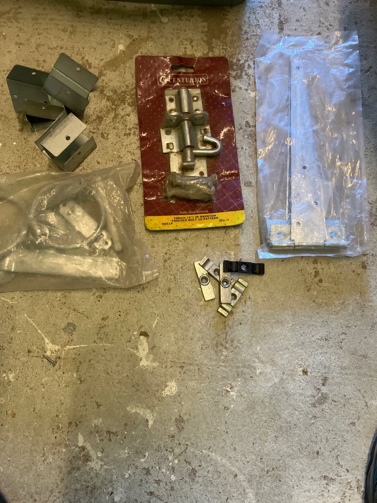 image for Gate bolt and hinges