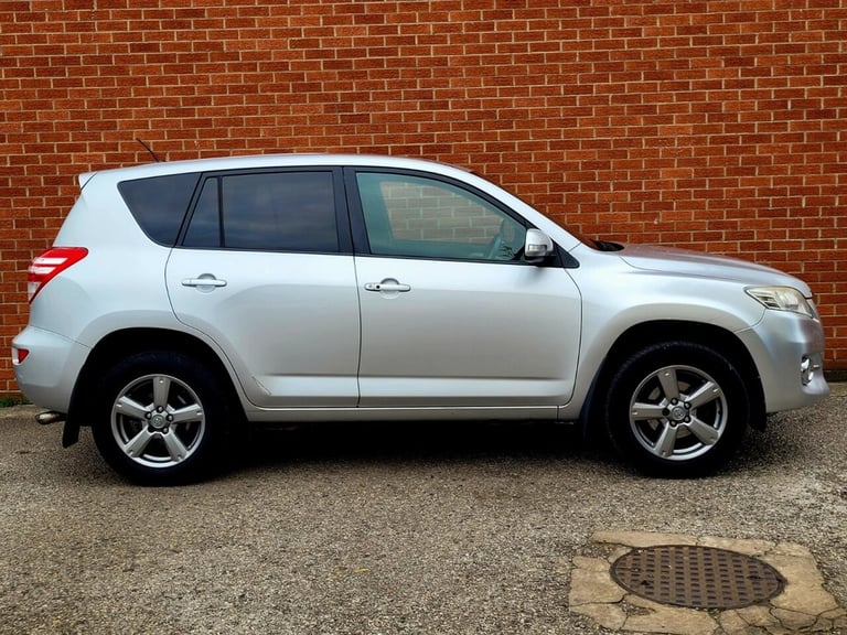2012 Toyota RAV4 2.2 D-4D XT-R 5dr ESTATE DIESEL Manual