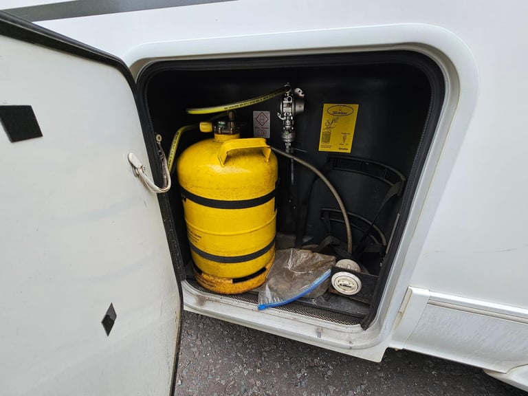 ADRIA SUNLIVING S70 SC 2.3TD AUTOMATIC MOTORHOME 2019