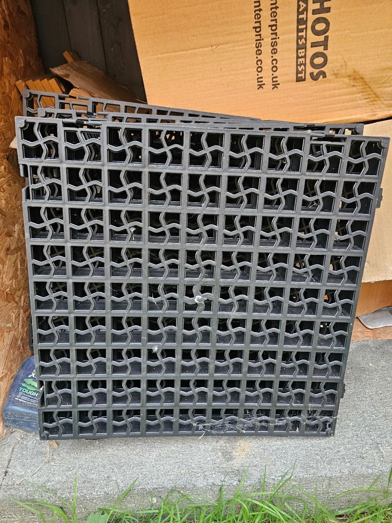 image for Grass Grid Black Plastic Paving Path Gravel Protector Drainage Mat Shed