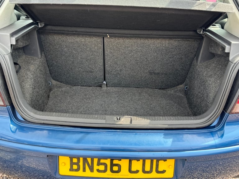 2006 Volkswagen Polo 1.4 S 80 3dr HATCHBACK Petrol Manual