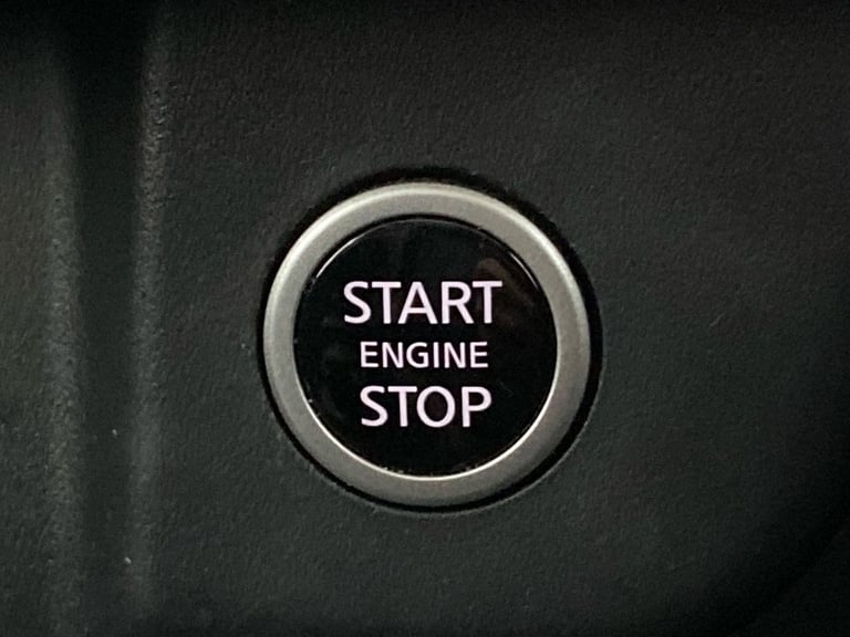 2022 Nissan Qashqai 1.3 DiG-T MH Acenta Premium 5dr Crossover/SUV PETROL Manual