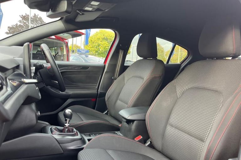 2023 Ford Focus 1.0 EcoBoost ST-Line 5dr ** Sync 4 - Touch Screen Navigation System ** Manu Hatch...