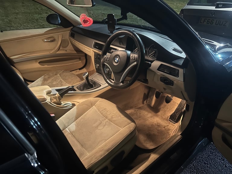 BMW, 3 SERIES, Estate, 2007, Manual, 1995 (cc), 5 doors