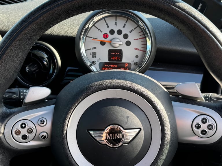 2007 MINI COOPER 1.6 PETROL AUTOMATIC, WOW 54k MILES, PAN SUNROOF, HEATED SEATS