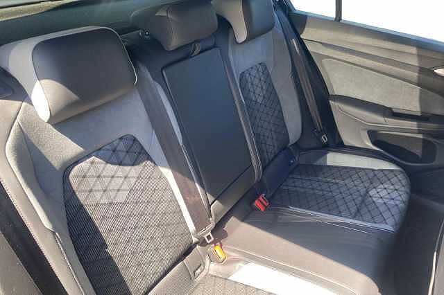 2021 Volkswagen Golf MK8 Hatchback 5-Dr 2.0TDI (150PS) R-Line DSG Hatchback Diesel Automatic