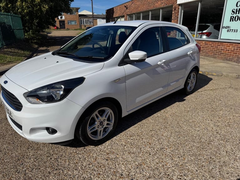 2017 Ford Ka+ 1.2 Ti-VCT Zetec Euro 6 5dr HATCHBACK Petrol Manual
