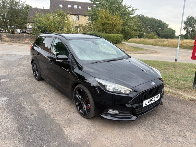 2016 Ford Focus 2.0 TDCi 185 ST-2 5dr ESTATE Diesel Manual