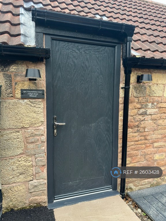 3 bedroom flat in High Street, Worksop, S80 (3 bed) (#2603428)